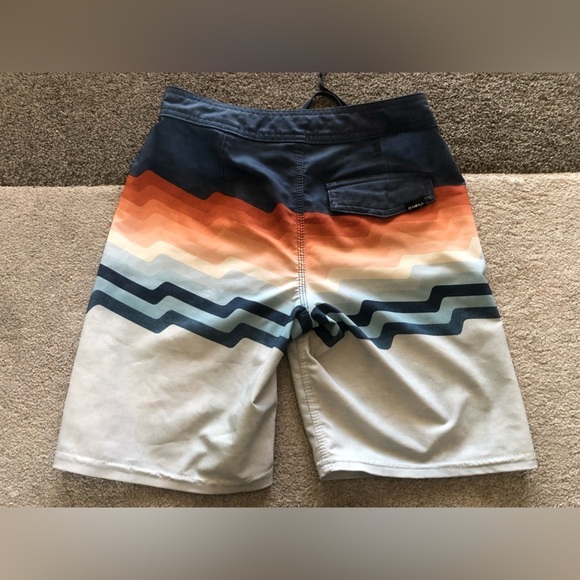 O’NEILL Swim Shorts Zapped sz 24 - Picture 5 of 5
